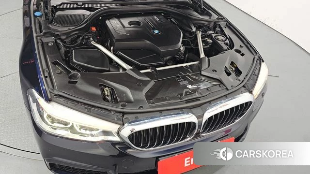BMW 5 Series (G30) id 4390450 из Кореи 29