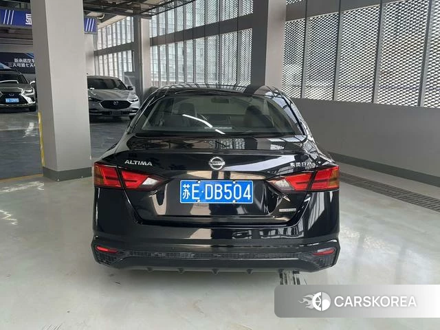 Nissan Teana id 4241896 из Китая 13