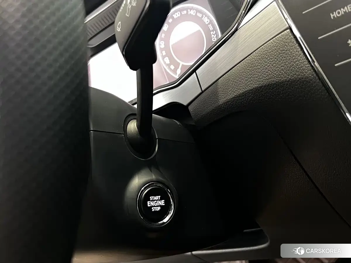 Skoda Superb id 4589322 из Китая 17