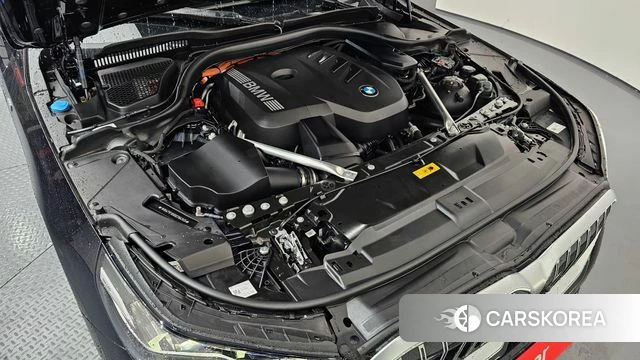 BMW 5 Series (G60) id 4565760 из Кореи 16
