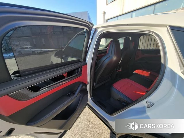 Porsche Cayenne (PO536) 2025 Серебристо-серый из Кореи, фото 6