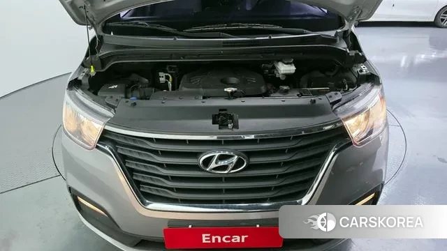 Hyundai The New Grand Starex id 3156405 из Кореи 16