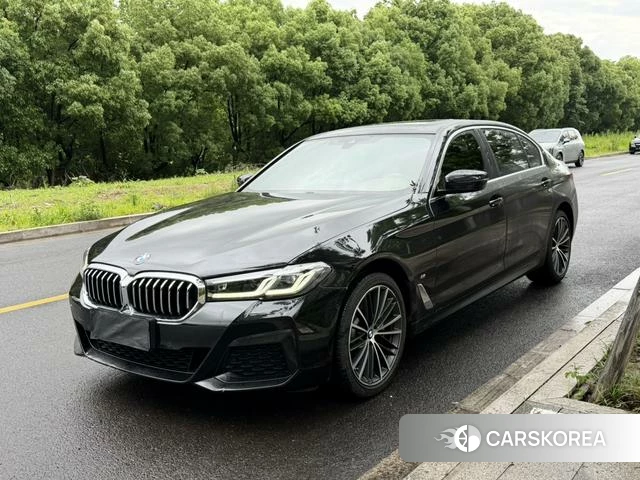 BMW 5 series 2023 Черный из Китая, фото 6