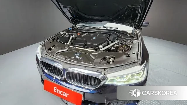 BMW 5 Series (G30) id 3682634 из Кореи 16