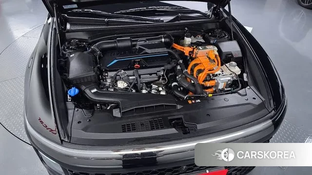 Hyundai Grandeur Hybrid (GN7) id 3031885 из Кореи 16