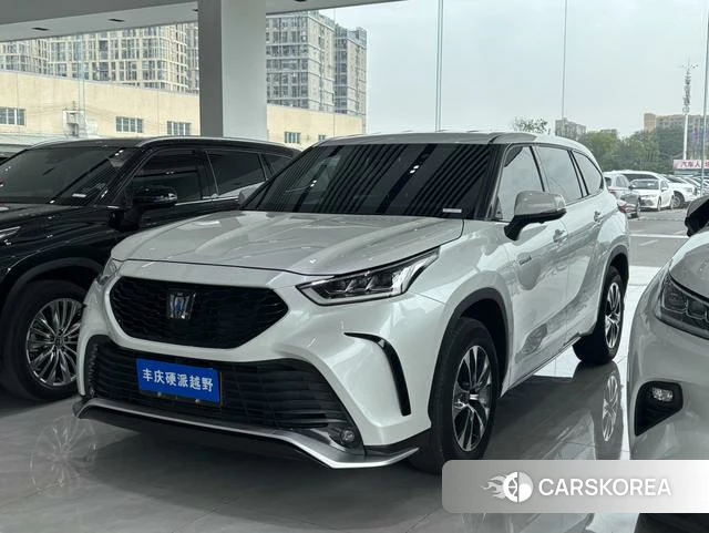 Toyota Crown Lufang id 4307201 из Китая 17
