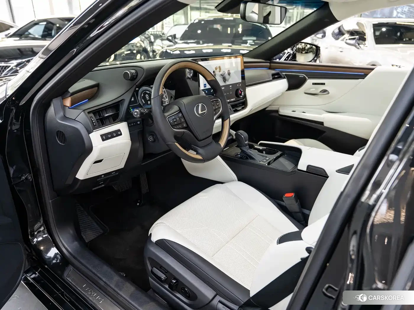 Lexus ES id 4583734 из Китая 21