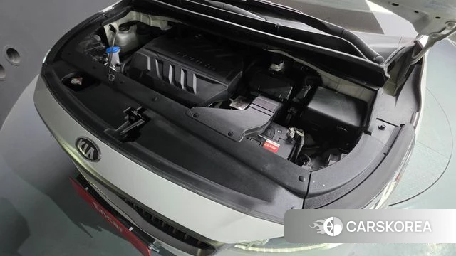 Kia The New Carnival id 4294654 из Кореи 16