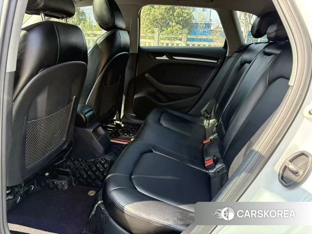 Audi A3 2020 Белый из Китая, фото 6