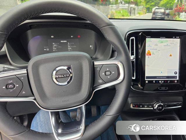 Volvo C40 Richards 2024 Белый из Кореи, фото 6
