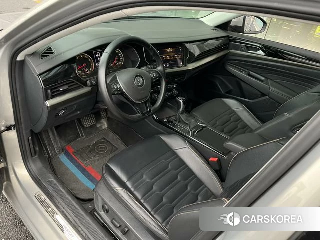 Volkswagen Passat id 4212694 из Китая 13