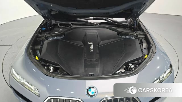 BMW i7 (G70) id 4735270 из Кореи 31