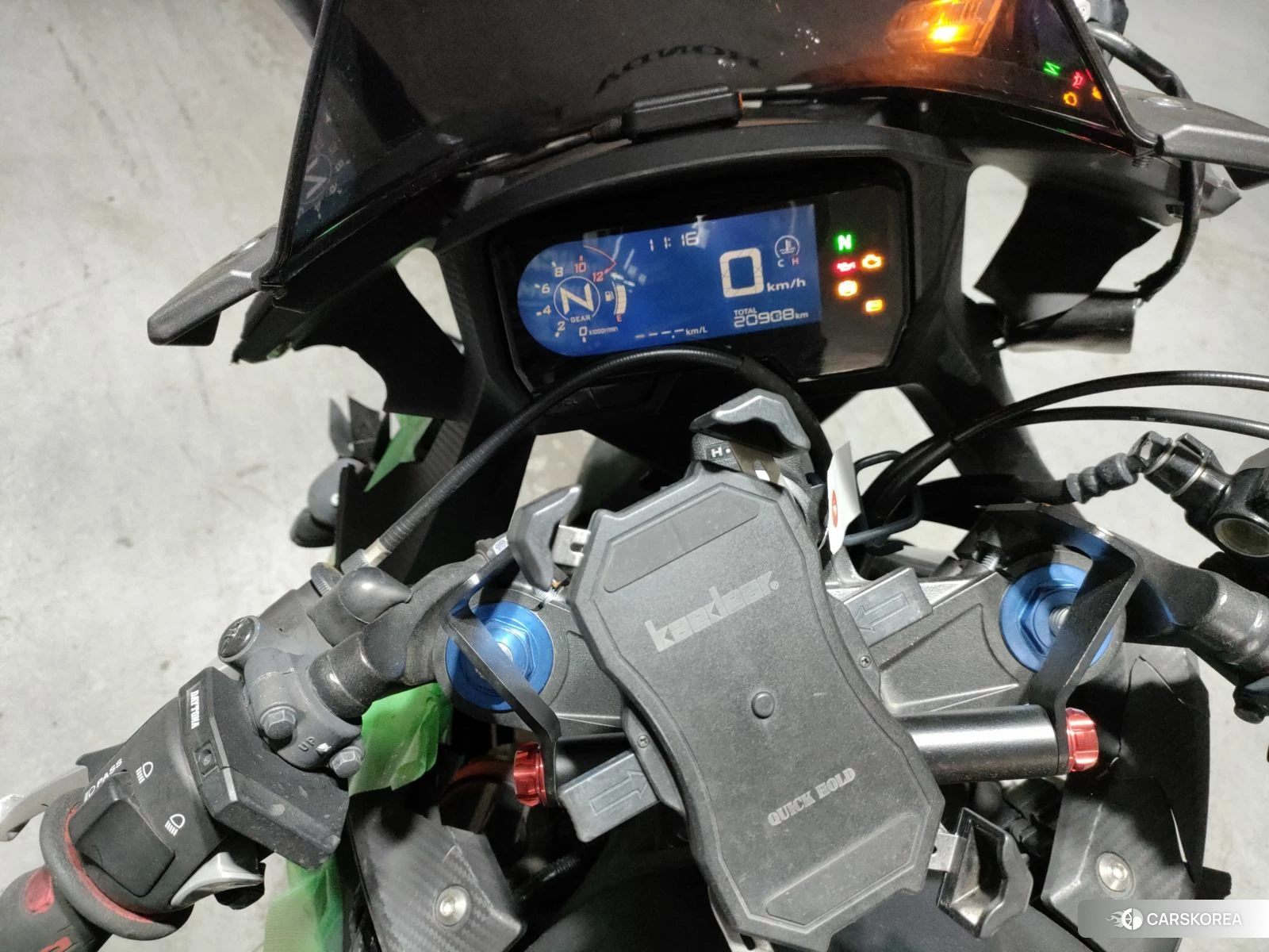 Проданный Honda CBR400R id 4200095 из Японии, фото 6