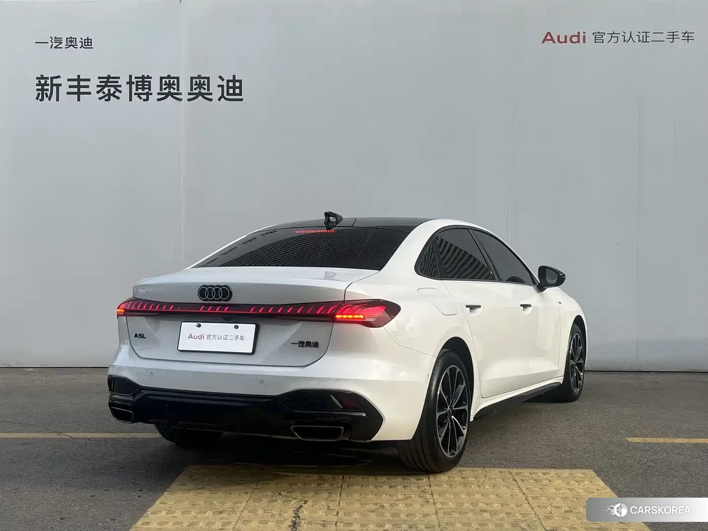 Audi A5L id 4546230 из Китая 16