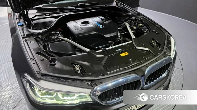 BMW 5 Series (G30) id 3800551 из Кореи 16