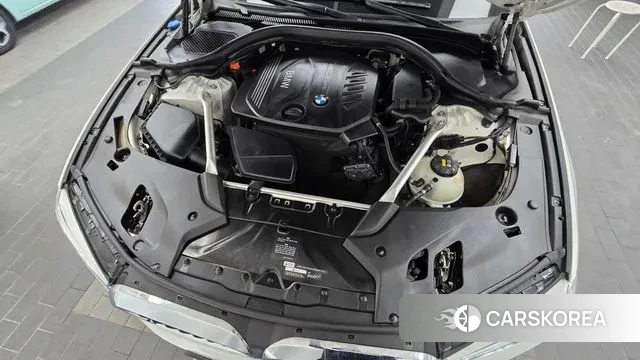 BMW 5 Series (G30) id 3703850 из Кореи 16