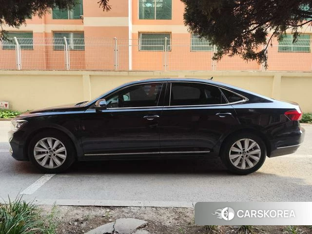 Volkswagen Passat 2021 Черный из Китая, фото 6