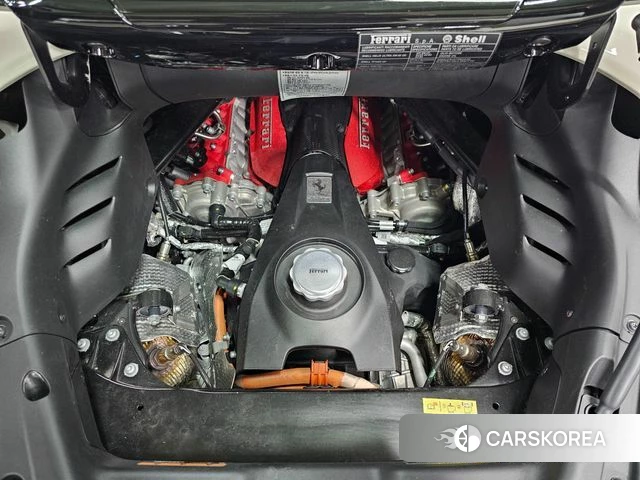 Ferrari SF90 Spider id 4186461 из Кореи 15