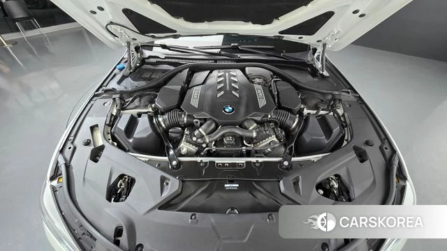 BMW 8 Series (G15) id 4749320 из Кореи 16