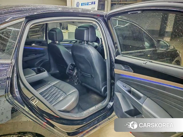 Volkswagen Passat id 3857841 из Китая 11