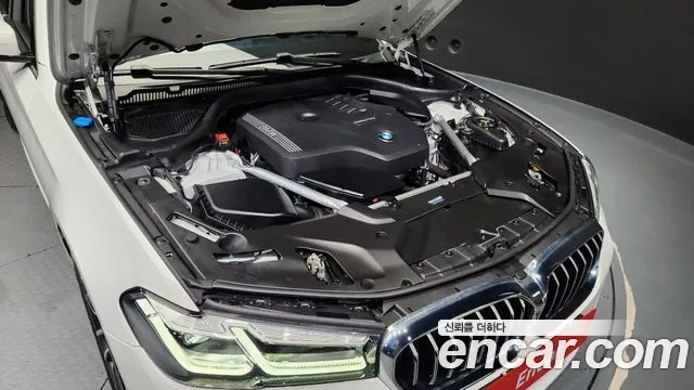 BMW 5 Series (G30) id 2934922 из Кореи 16