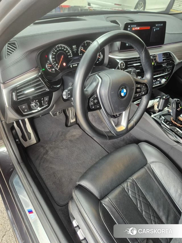 BMW 5 Series (G30) id 4491154 из Кореи 9