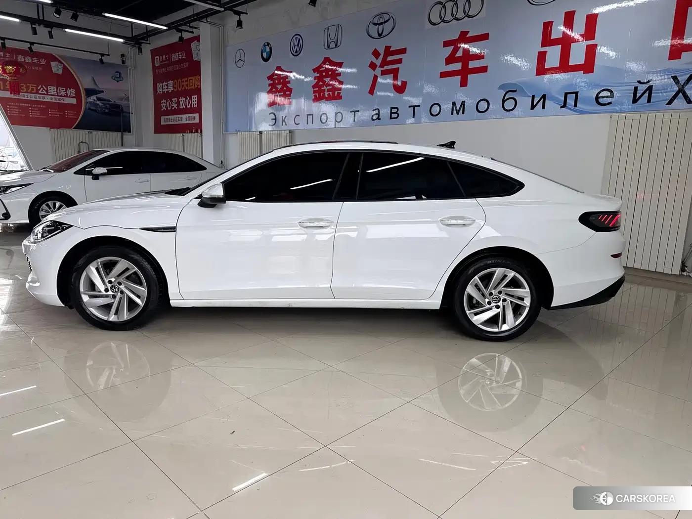 Volkswagen Lamando id 4685897 из Китая 14