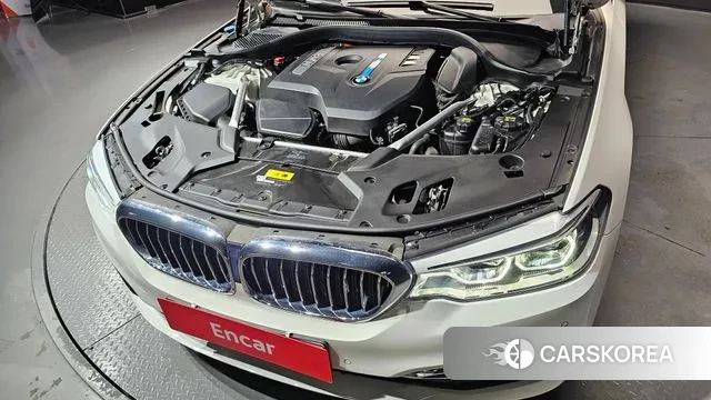 BMW 5 Series (G30) id 3106401 из Кореи 16