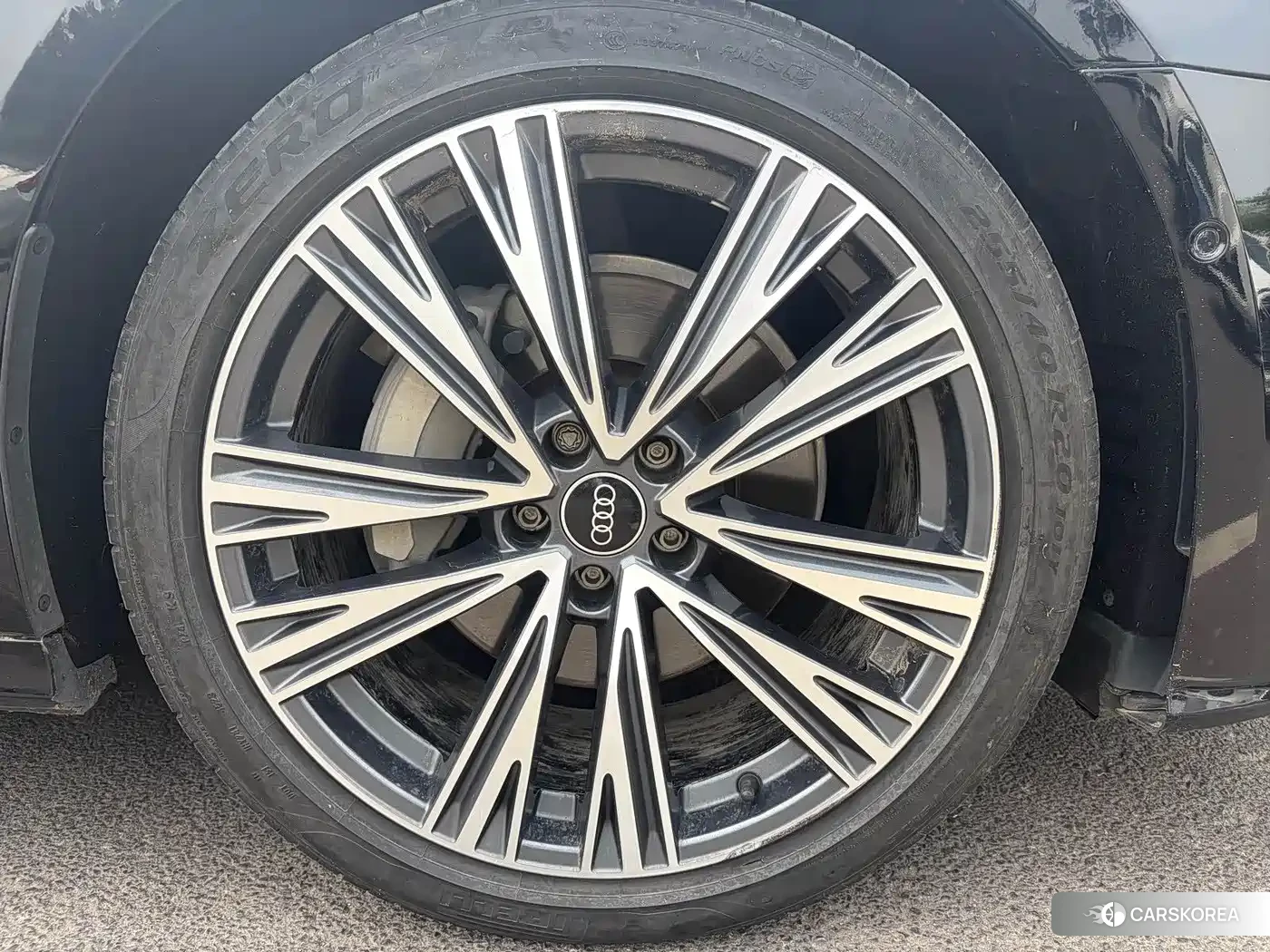 Audi A6L id 4548117 из Китая 10