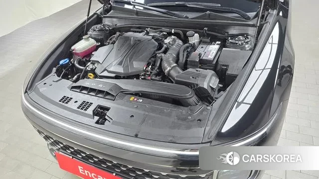 Hyundai Grandeur (GN7) id 3383376 из Кореи 16