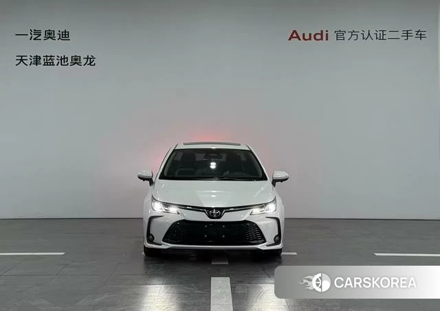 Toyota Corolla 2023 Белый из Китая, фото 6