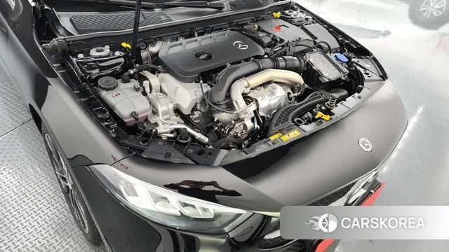 Mercedes-Benz A-Class W177 id 4307990 из Кореи 29
