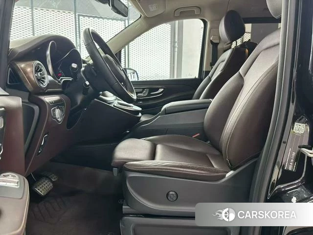 Mercedes-Benz V-class id 4256249 из Китая 12