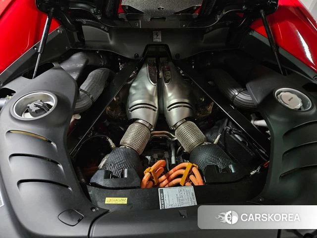 Ferrari 296 GTB id 4696082 из Кореи 8