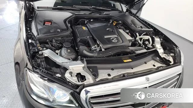 Mercedes-Benz E-Class W213 id 3578149 из Кореи 16