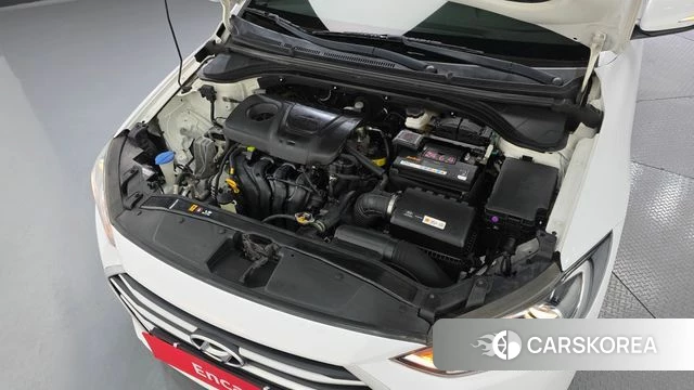 Hyundai Avante AD id 4596371 из Кореи 32