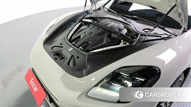 Porsche Panamera (976) id 4387908 из Кореи 31