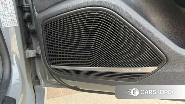 Audi S5 id 4341931 из Китая 9