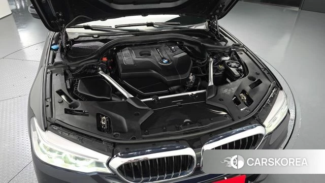 BMW 5 Series (G30) id 4232648 из Кореи 16