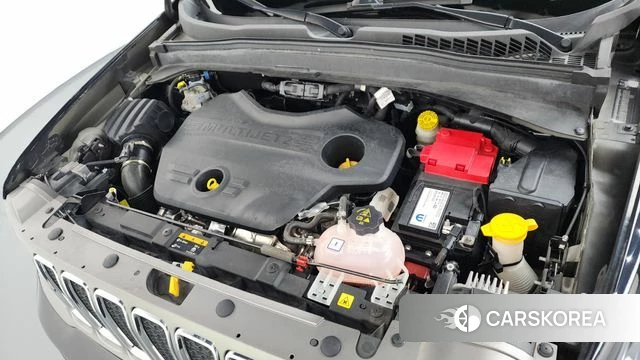 Jeep Renegade id 4465026 из Кореи 31