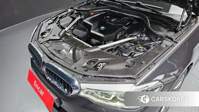 BMW 5 Series (G30) id 3530493 из Кореи 16