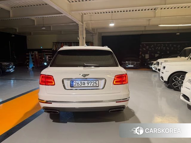 Bentley Bentayga id 3808107 из Кореи 13