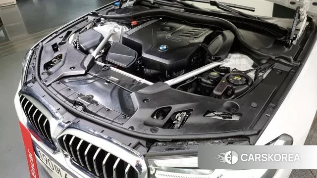 BMW 5 Series (G30) id 3003151 из Кореи 16