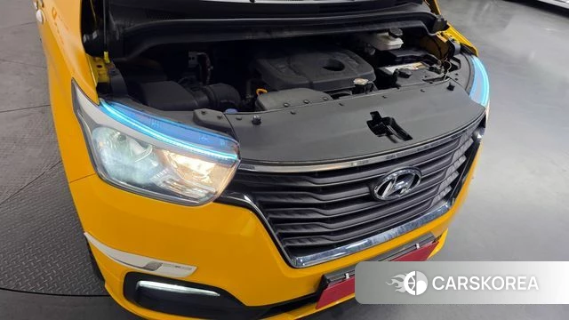 Hyundai The New Grand Starex id 3867598 из Кореи 16