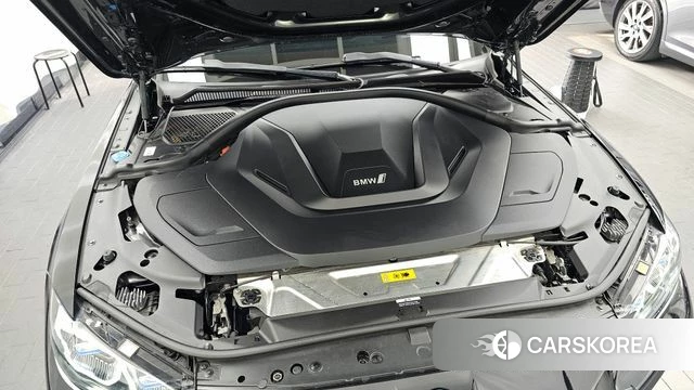 BMW i4 id 3871252 из Кореи 16