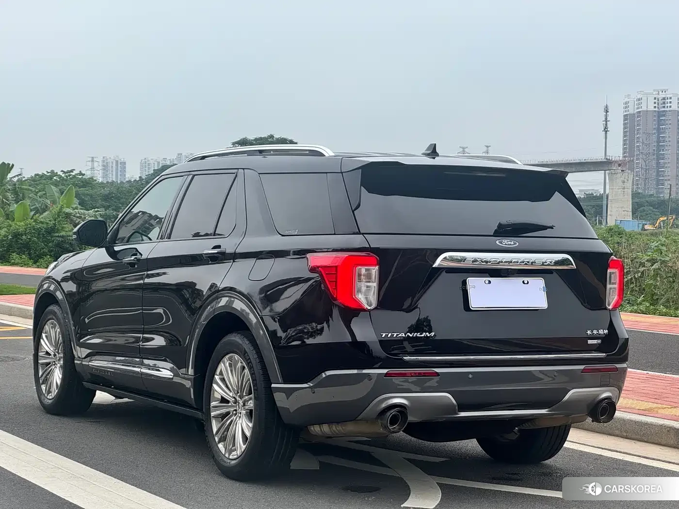 Ford Explorer id 4601193 из Китая 10