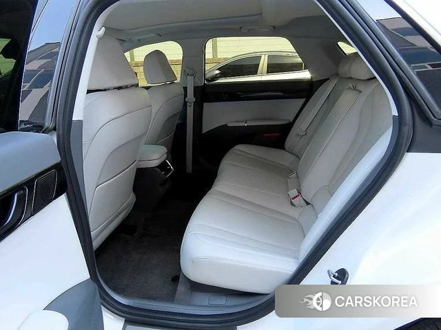 Hyundai Grandeur (GN7) id 3909992 из Кореи 16