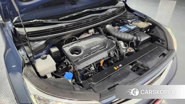 Kia Stonic id 3029411 из Кореи 16