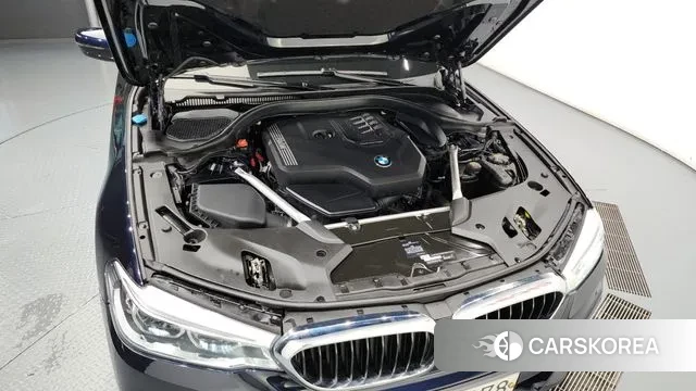 BMW 5 Series (G30) id 3060387 из Кореи 16