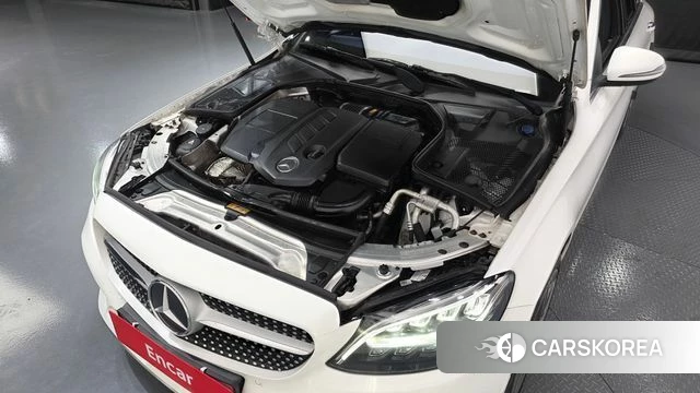 Mercedes-Benz C-Class W205 id 4285479 из Кореи 16